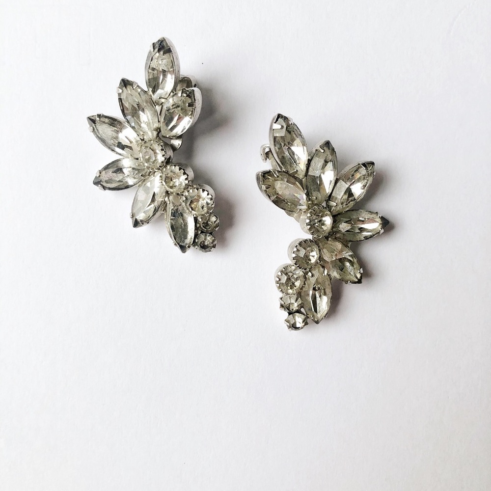 Glam vintage 50’s rhinestone climber earrings - Picture 1 of 4